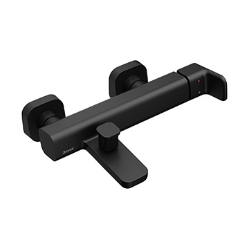 Robinets muraux de baignoire 10° Free black